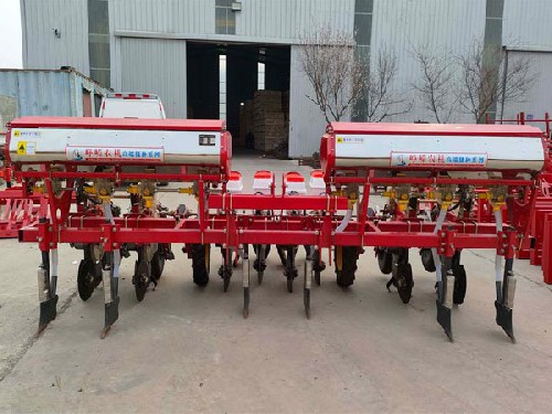 2BYDF-4/4 玉米大豆復(fù)合施肥播種機(jī)